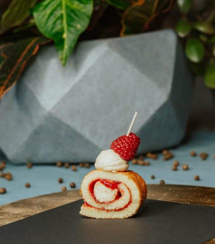 mini rulete ar brūkleņu ievārījumu